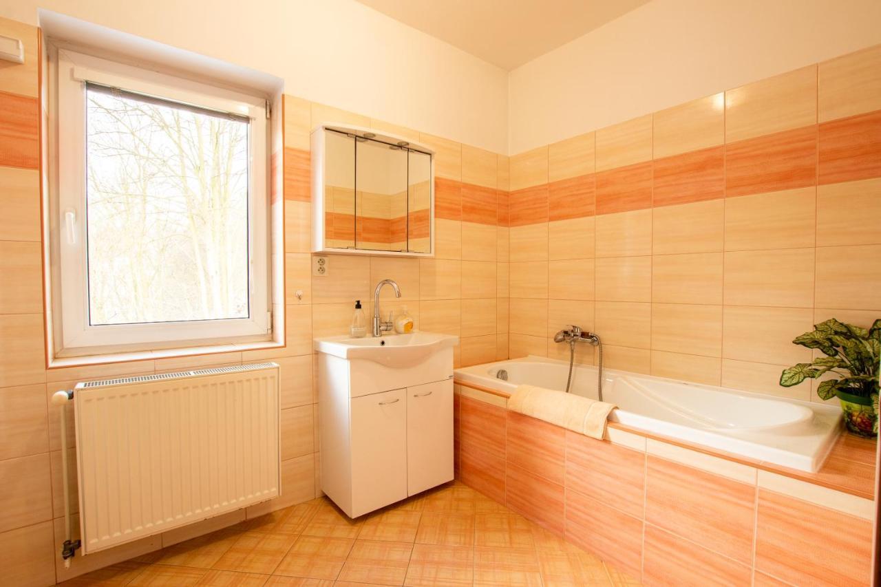 Apartment Blehovi Mala Velen Екстер'єр фото